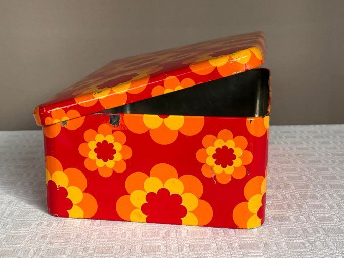 Boite à biscuit grand format, MASSILY FRANCE, à décor fleurs oranges, vintage