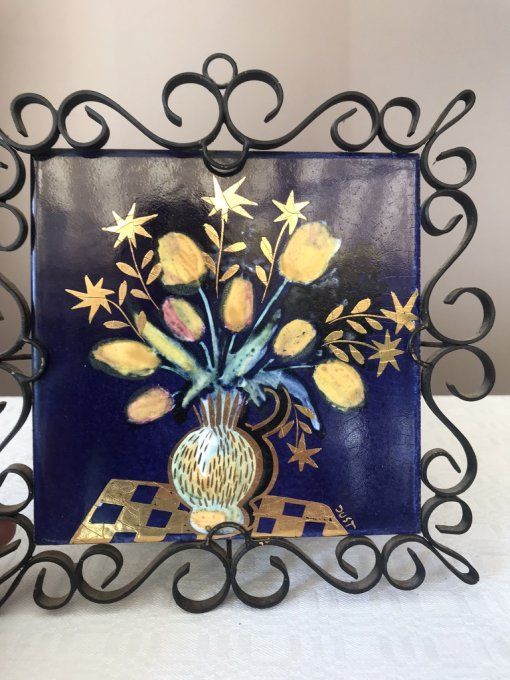 Bouquet de fleurs sur carreaux de céramique, décoration à suspendre, signé Just