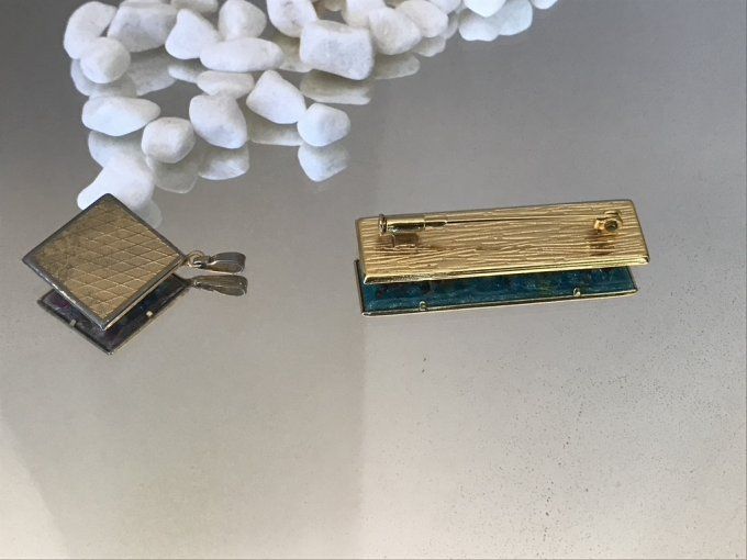 Broche et pendentif, multicouleurs