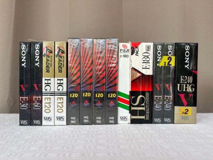 Cassettes vidéo VHS vintage, neuves sous cello, nombreuses durées aux choix