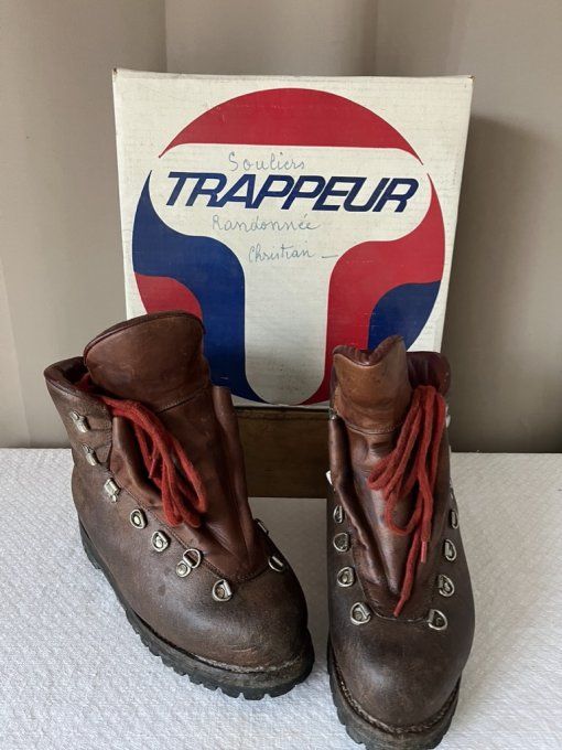 Chaussures cuir vintage, de montagne, randonnée, Marque TRAPPEUR, Taille 45/46