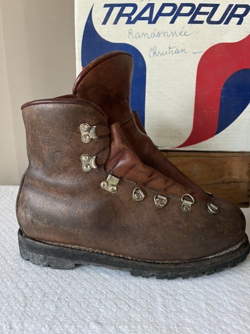 Chaussures cuir vintage, de montagne, randonnée, Marque TRAPPEUR, Taille 45/46
