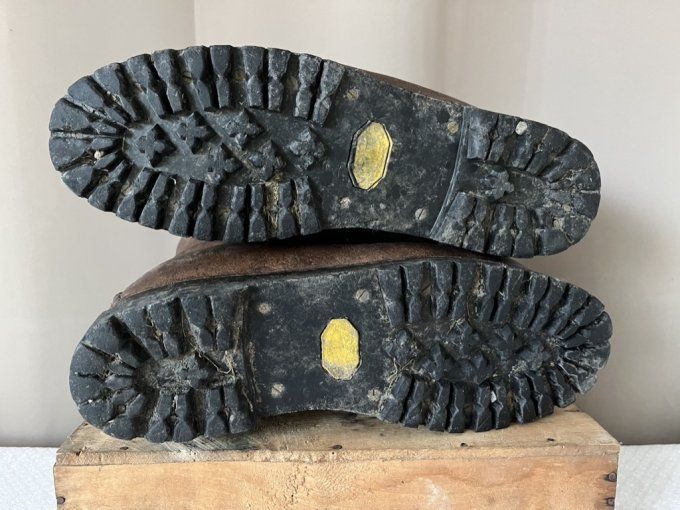 Chaussures cuir vintage, de montagne, randonnée, Marque TRAPPEUR, Taille 45/46
