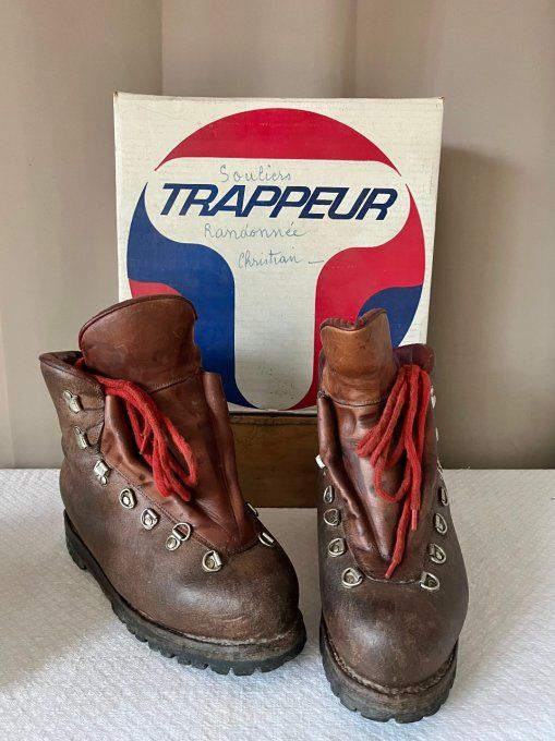 Chaussures cuir vintage, de montagne, randonnée, Marque TRAPPEUR, Taille 45/46