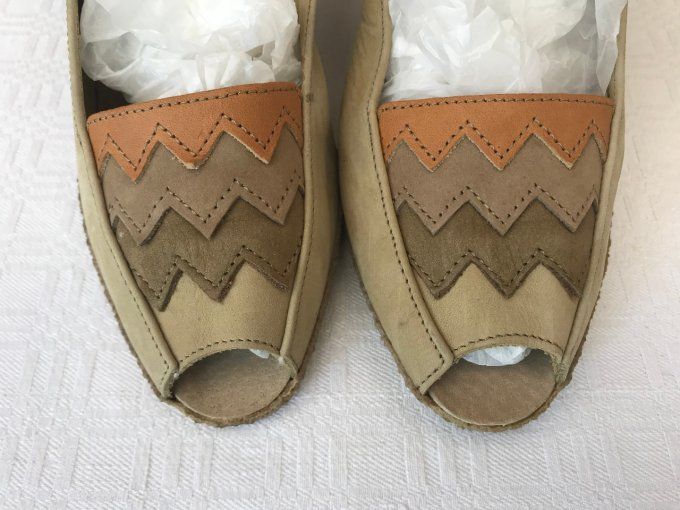 Chaussures, Sandales Ted Lapidus, couleur beige / marron, Taille 38, Neuves