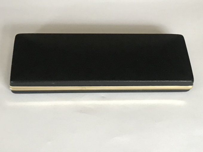 Coffret de 2 stylos S.F.R, métal argenté,  bille et mine