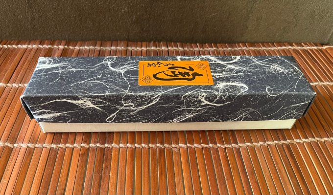 Coffret de 5 tasses à saké japonaises en faïence - Décor asiatique érotique Shunga - Neuf