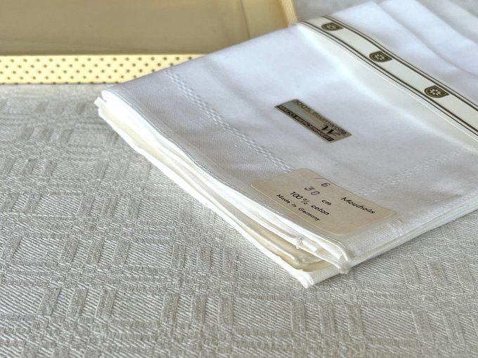 Coffret de 6 mouchoirs blancs neufs, 100% coton Mako mercerisé Made in Germany.