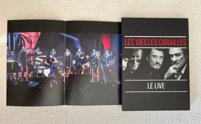 Coffret, L'album Live,  2 CD et 1 DVD reprenant le concert des Vieilles Canailles