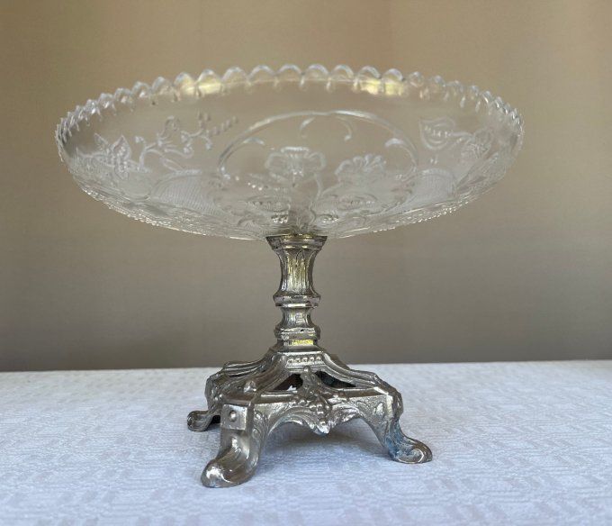 Coupe à fruit, centre de table en verre moulé-pressé à joli décor