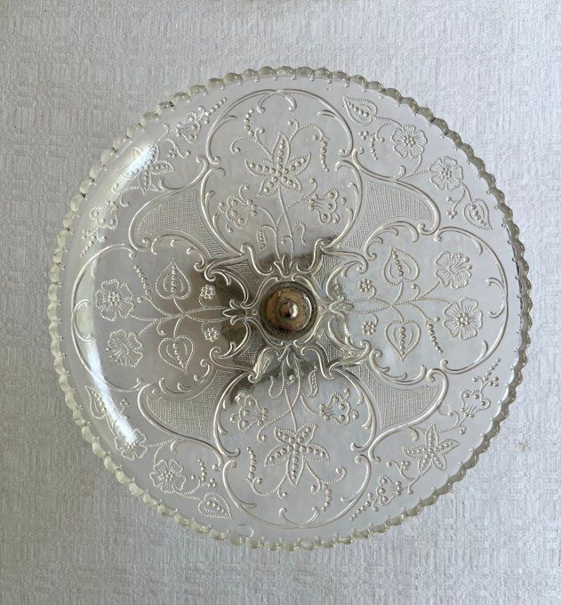Coupe à fruit, centre de table en verre moulé-pressé à joli décor