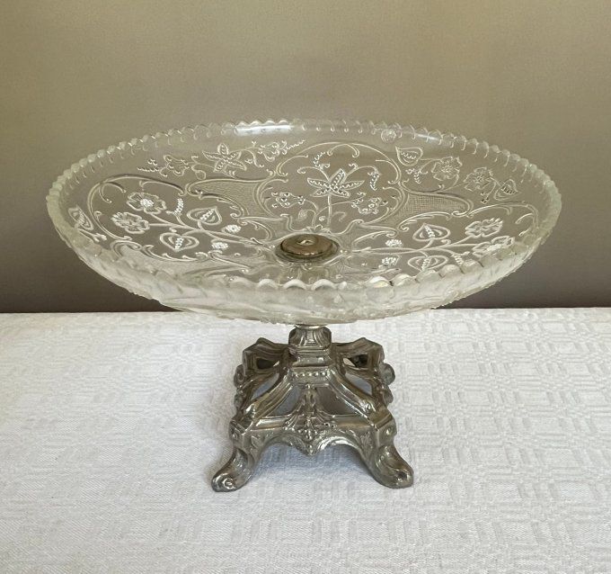 Coupe à fruit, centre de table en verre moulé-pressé à joli décor