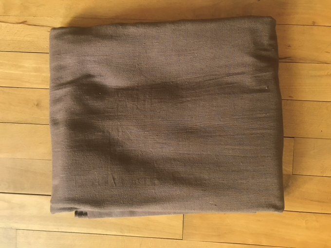 Coupon de tissu en soie sauvage, brute, couleur marron chocolat
