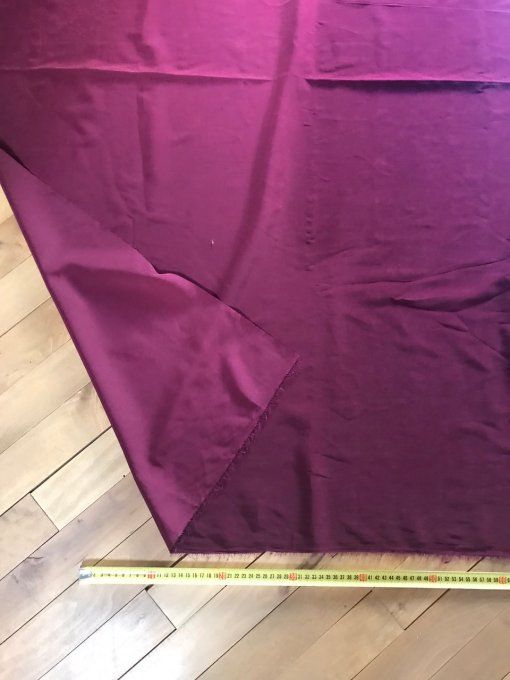 Coupon de tissu lourd, couleur Bordeaux en synthétique