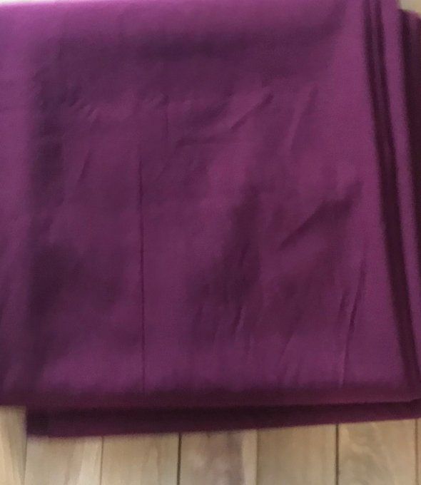 Coupon de tissu lourd, couleur Bordeaux en synthétique