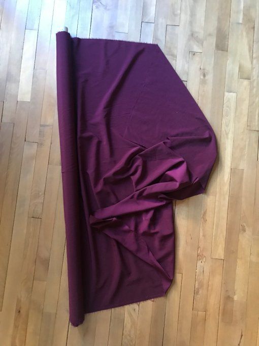 Coupon de tissu lourd, couleur Bordeaux en synthétique