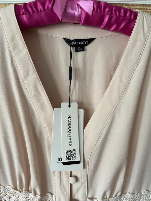 Déshabillé neuf, marque Haoduoyi, long avec dentelle à la taille