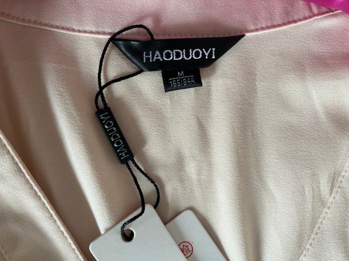 Déshabillé neuf, marque Haoduoyi, long avec dentelle à la taille