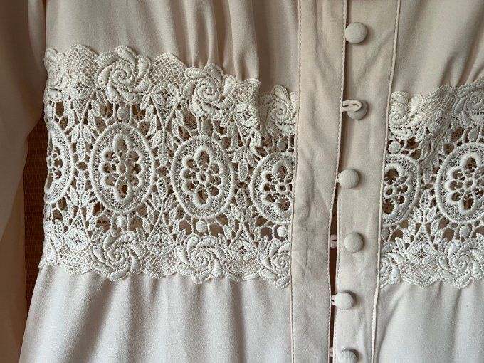 Déshabillé neuf, marque Haoduoyi, long avec dentelle à la taille