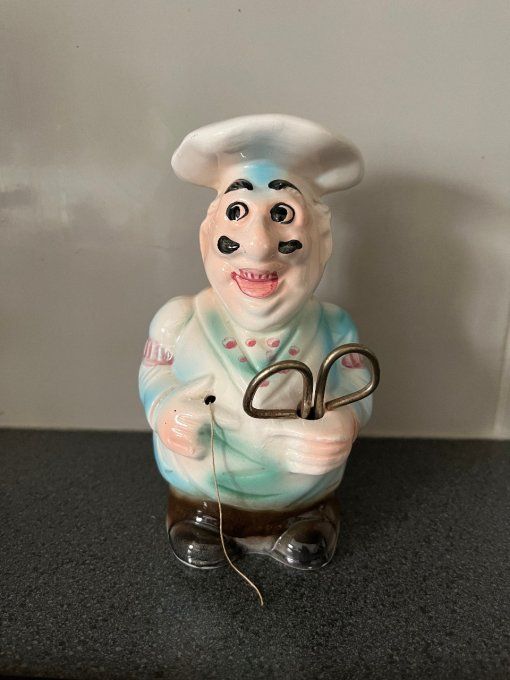 Dévidoir, tire ficelle en forme de cuisinier, vintage