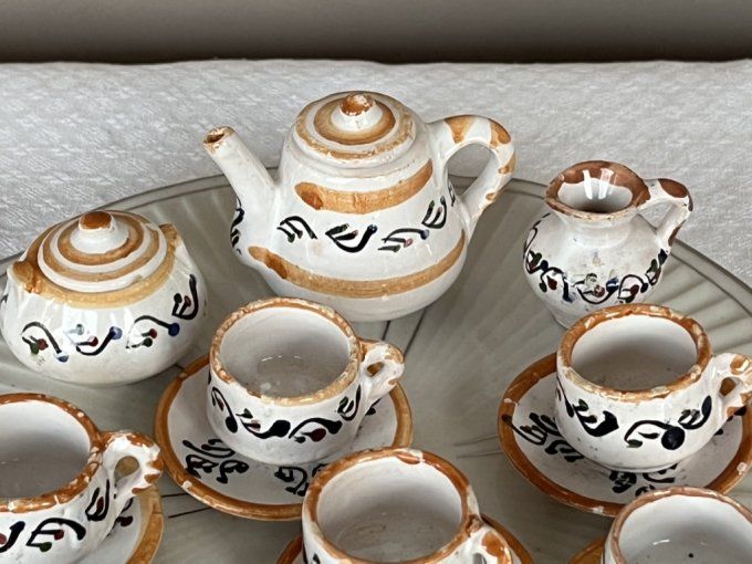 Dinette vintage, service à thé miniature pour maison de poupée