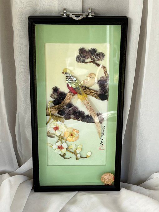 Diorama, cadre chinois avec oiseaux en nacre et coquillage, Pearl Brand, Vintage
