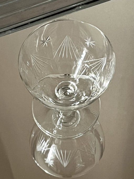 Service de 6 petits verres à liqueur anciens en cristal taillé – Époque Art Déco