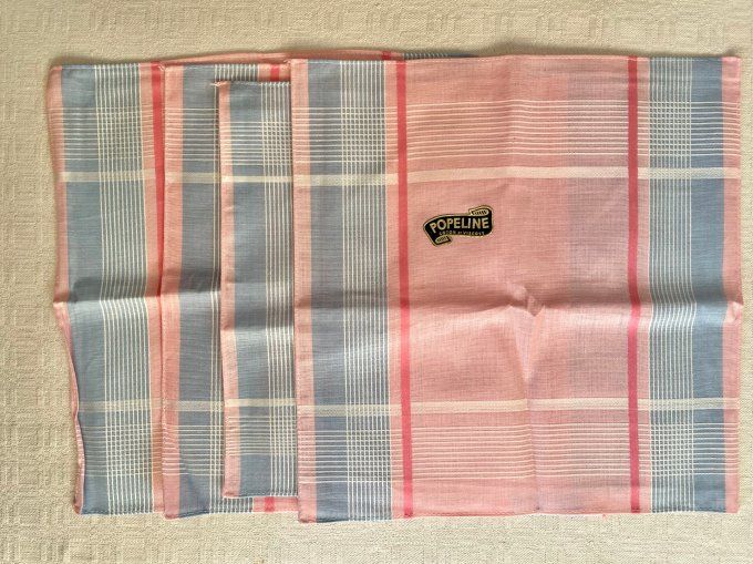 Ensemble de 12 grands mouchoirs assortis en 3 couleurs