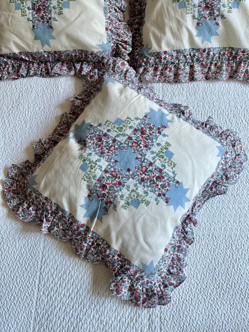 Ensemble de 3 coussins avec jolies housses fleuries, Style Patchwork Floral, Shabby Chic / Campagne