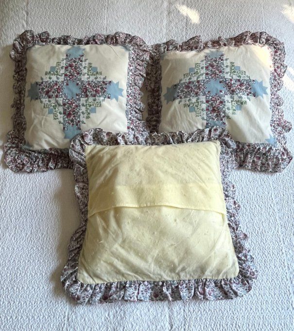Ensemble de 3 coussins avec jolies housses fleuries, Style Patchwork Floral, Shabby Chic / Campagne