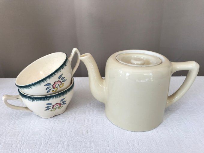 Ensemble des années 50, Théière et 2 tasses Longwy