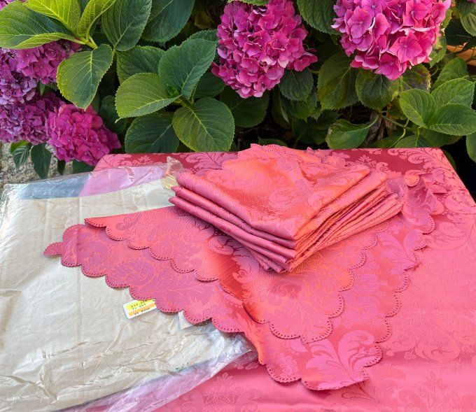 Ensemble Neuf, Linge de Table Jacquard Vieux Rose - Grande Nappe rectangle et 9 Serviettes Assorties