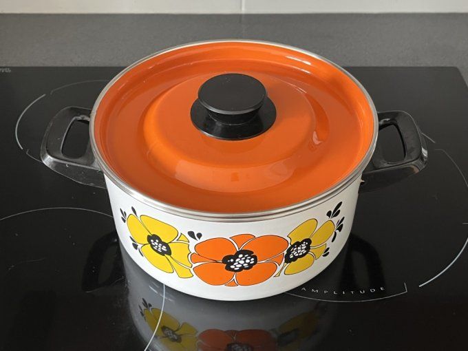Faitout émaillée à fleurs oranges et jaunes, vintage