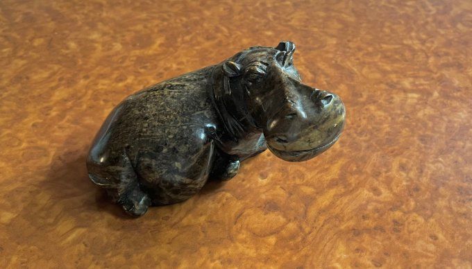 Figurine d'Hippopotame en pierre sculptée, presse papier