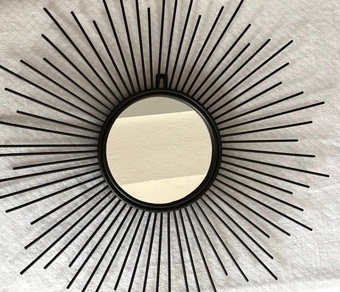 Grand miroir de type Soleil ou Starburst, explosion d'étoile
