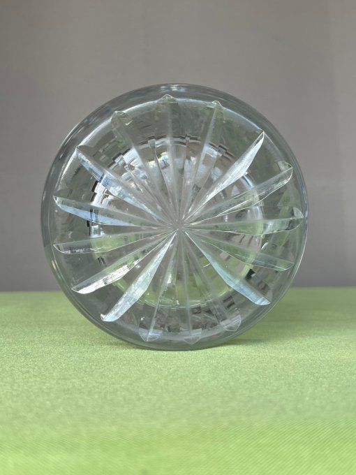 Grand vase en cristal taillé