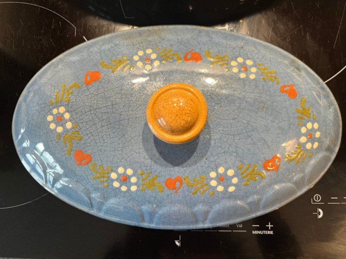 Grande terrine à four pour Baeckeoffe, bleu à petites fleurs, poterie artisanale d'Alsace