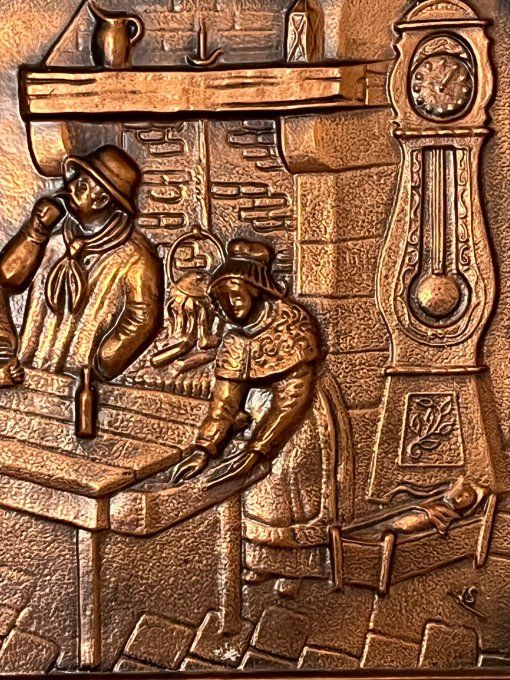 Tableau bas-relief en cuivre repoussé - Scène de vie rustique signée SL