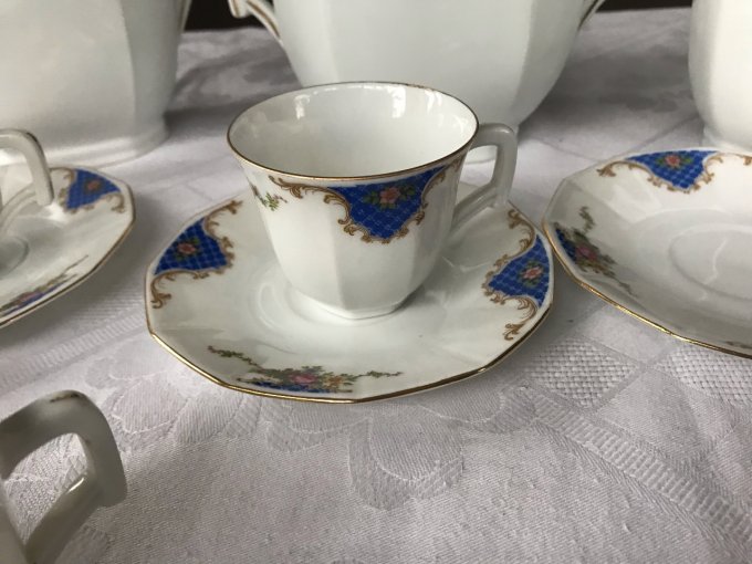 Ancien service café ou à thé, en porcelaine, estampillé Epiag Aich, Tchecoslovaquie