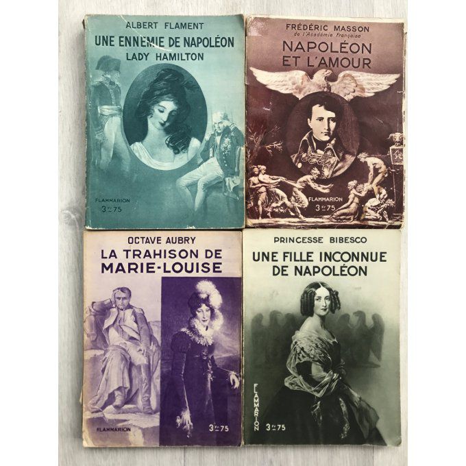 4 livres des années 30 sur la vie de Napoléon