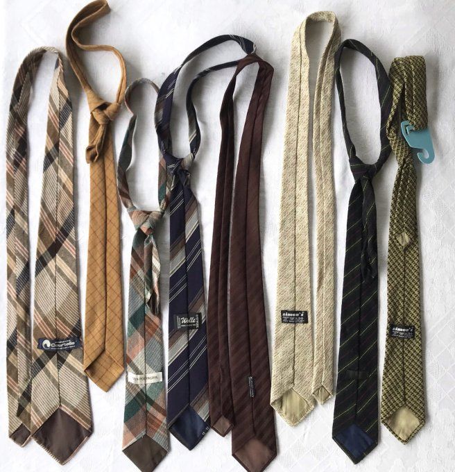 Nombreuses cravates 70's, vintage, vente à l'unité