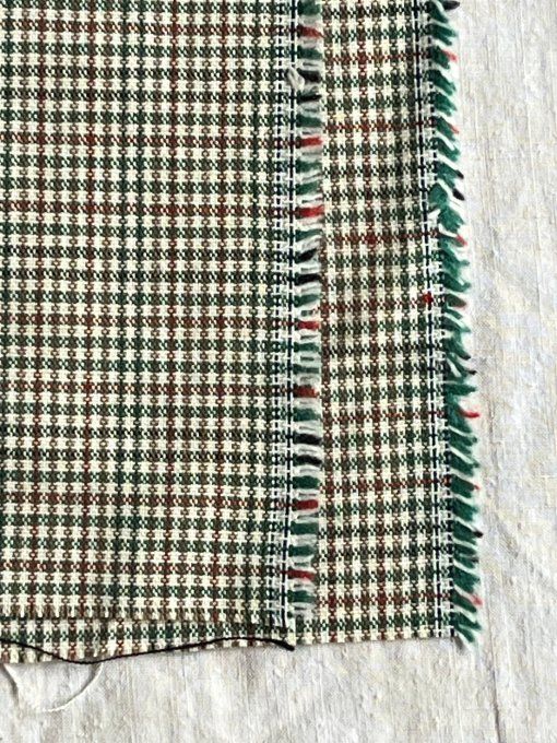 Coupon de tissu à carreaux, tartan Gun Club vert bordeaux