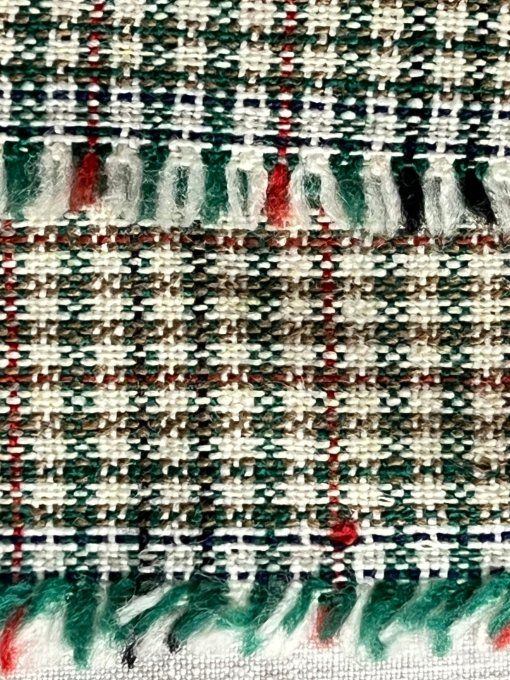 Coupon de tissu à carreaux, tartan Gun Club vert bordeaux