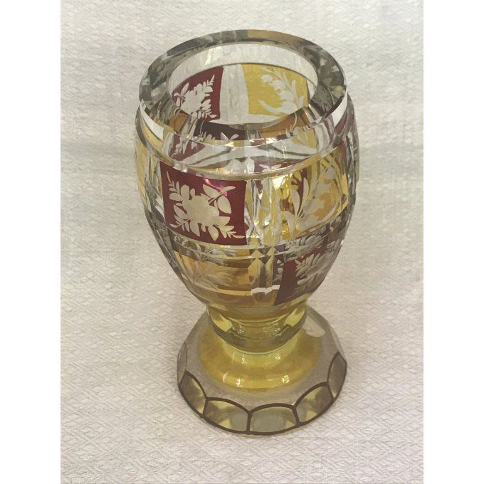Très beau vase en cristal de Bohème de Tchécoslovaquie 