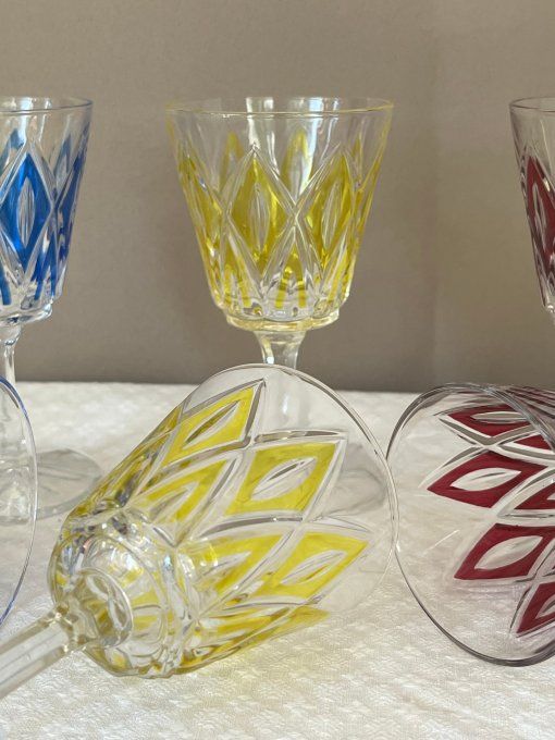 Lot de 6 verres à vin blanc Arlequin, vintage 