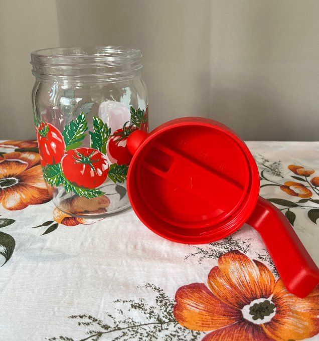 Lot vintage, 1 pichet tomate neuf et 1 pot plastique Henkel 