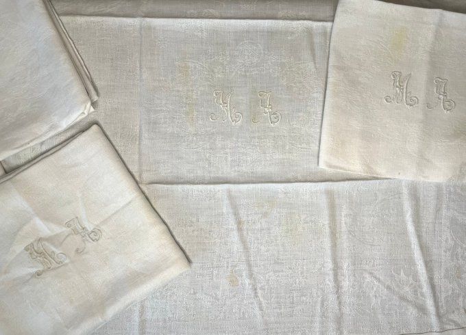 Ensemble de 6 serviettes de table anciennes, tissu damassé, monogramme brodé MA