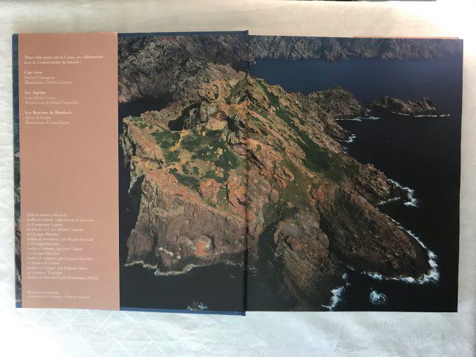 Livre Les rivages de la Corse, Actes sud, Conservatoire du littoral