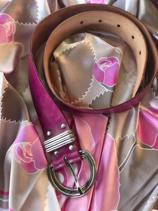 Ceinture vintage en cuir, rose pourpre avec motifs cachemire