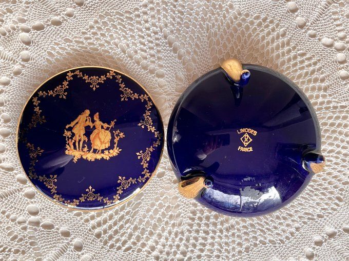 Boite à bijoux, Bonbonnière Tripode Limoges - Bleu de Four & Or - Décor Scène Galante